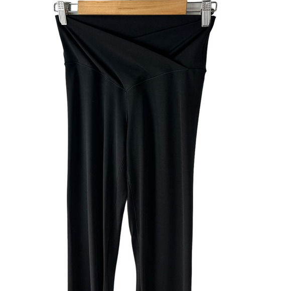 Aerie Black Flare Leggings - Picture 4 of 9